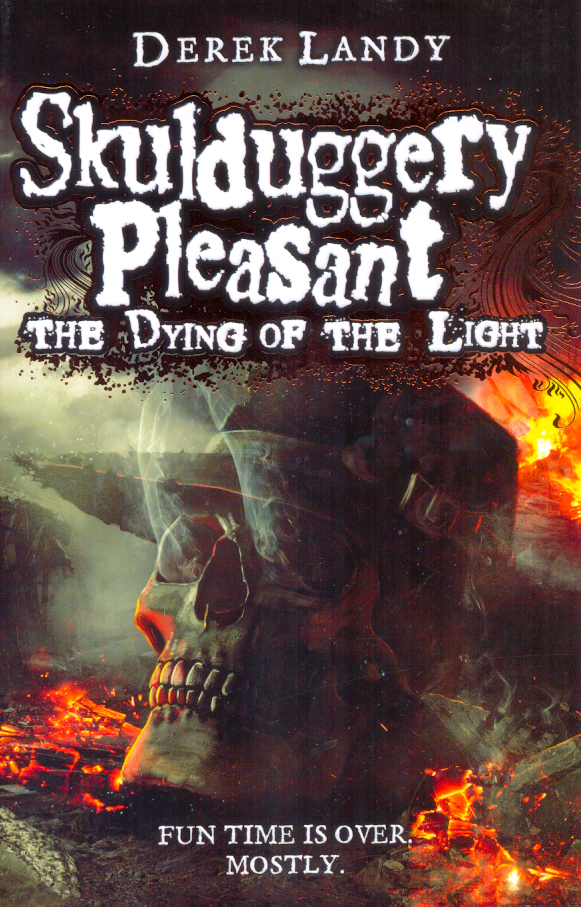 The Dying of the Light (Skulduggery Pleasant, Book 9)